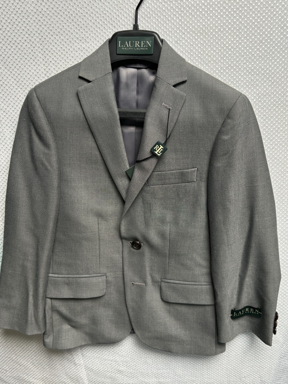 Lauren Ralph Lauren Boy’s Light Gray Two-Button Sport Coat. Size 8. NWT